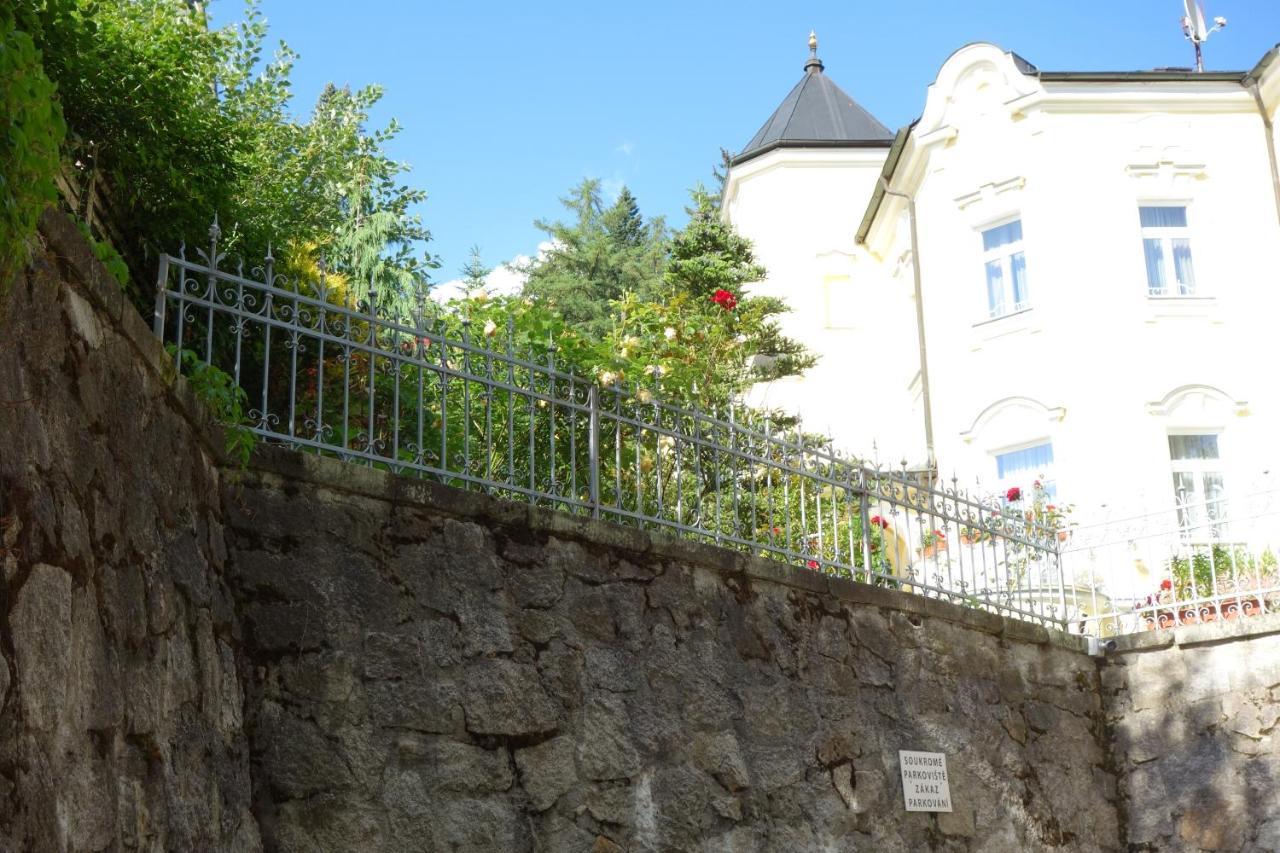 Villa Sonnenstrahl Mariánské Lázně Dış mekan fotoğraf
