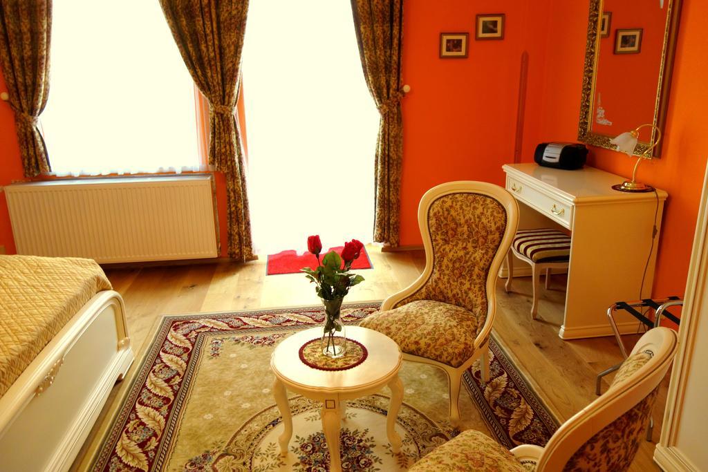 Villa Sonnenstrahl Mariánské Lázně Dış mekan fotoğraf